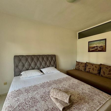 Apartments Cobi Ulcinj Exterior foto
